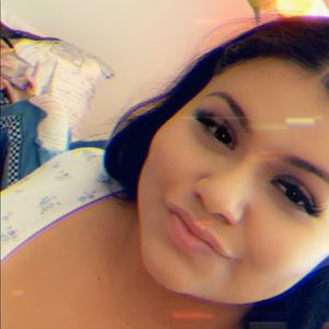 Meet your Posher, Lesley